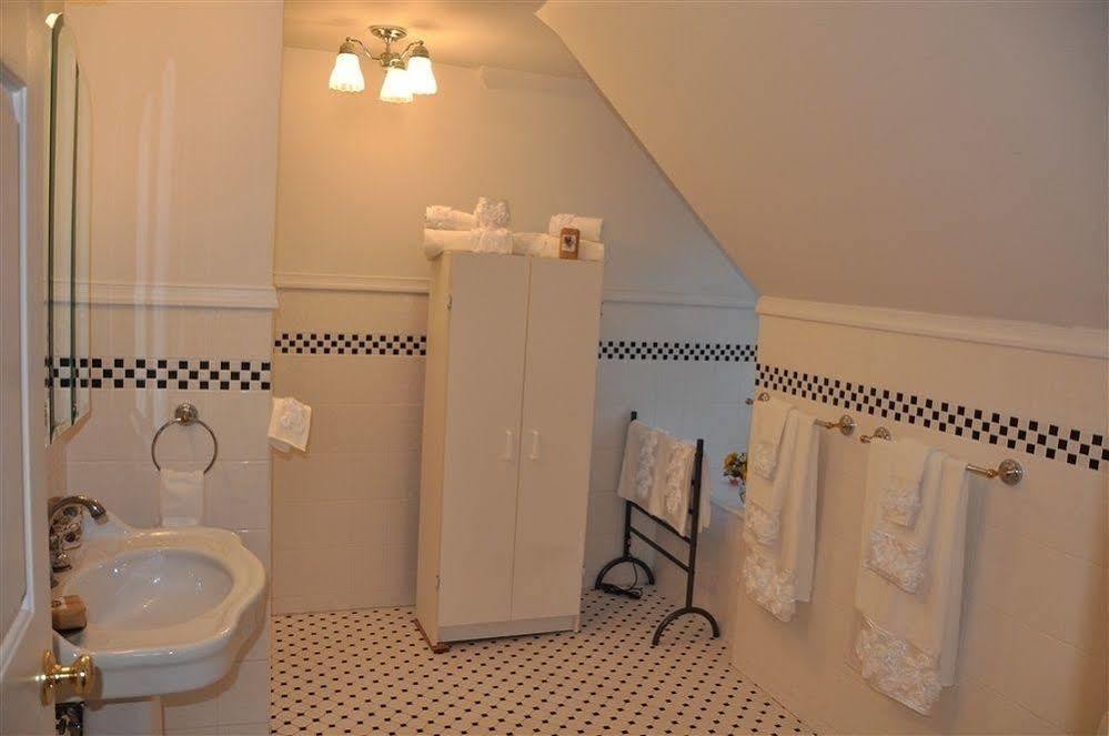Wayne Bed & Breakfast Inn (Adults Only) Εξωτερικό φωτογραφία